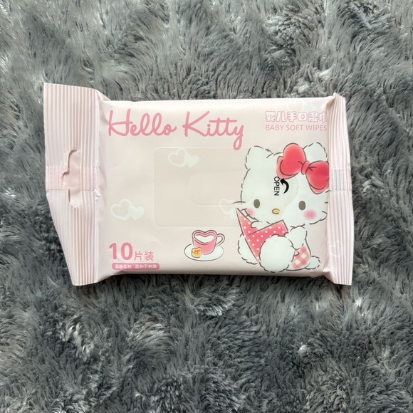 Hello Kitty Bundle - Picture 10 of 11